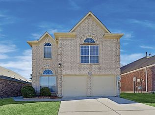 2105 Montclair Ln, Lewisville, TX 75067