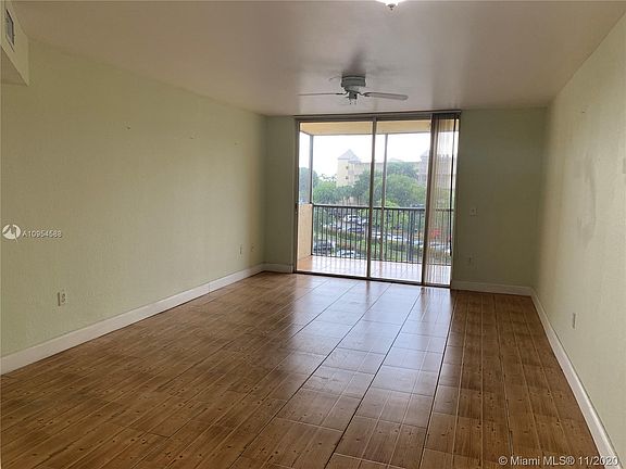 2nd image of 8205 Lake Dr #407