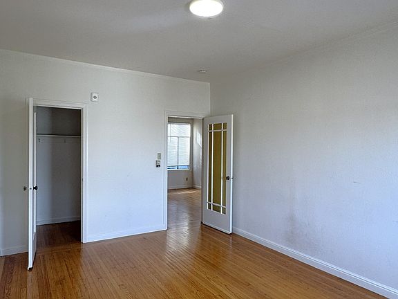 4th image of 3700 Cabrillo St APT 304