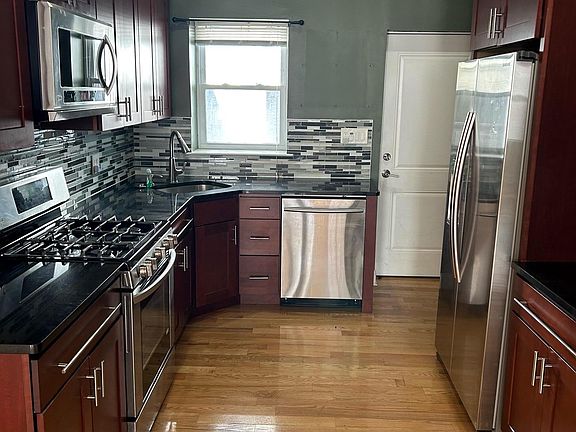 4th image of 1715 Latona St