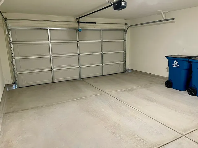 2586 Aaron Pl — Photo 16