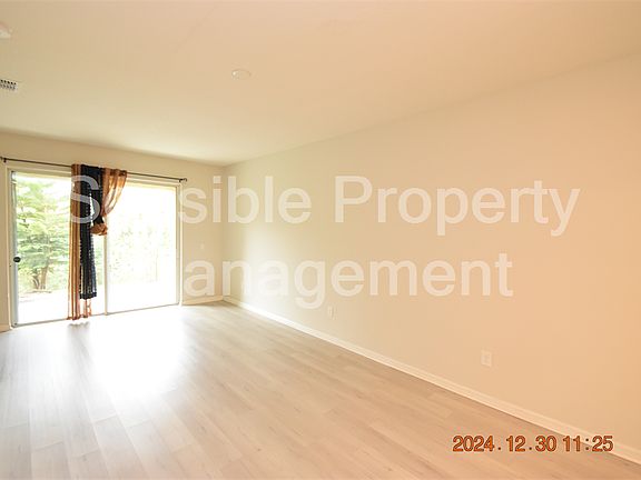 5th image of 2232 Lennox Dale Ln