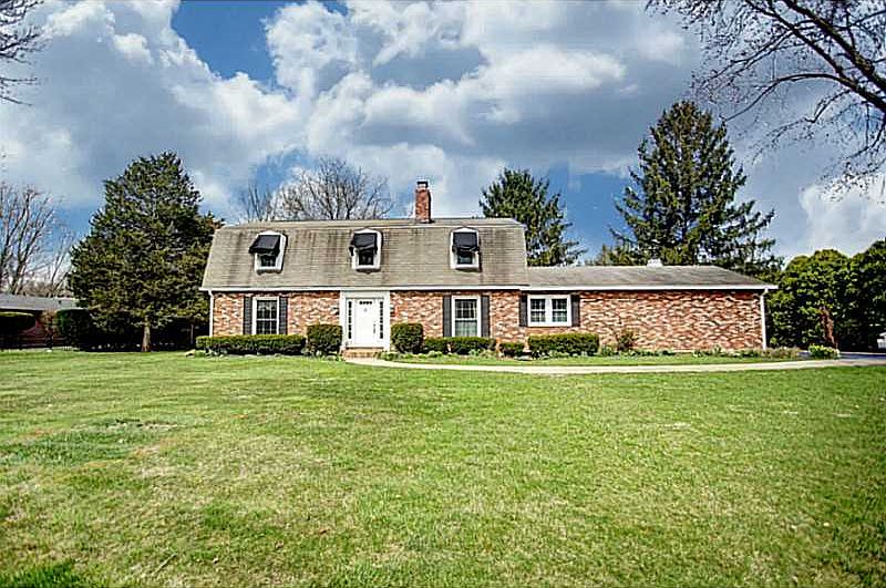 1st image of 1175 Hillcrest Dr