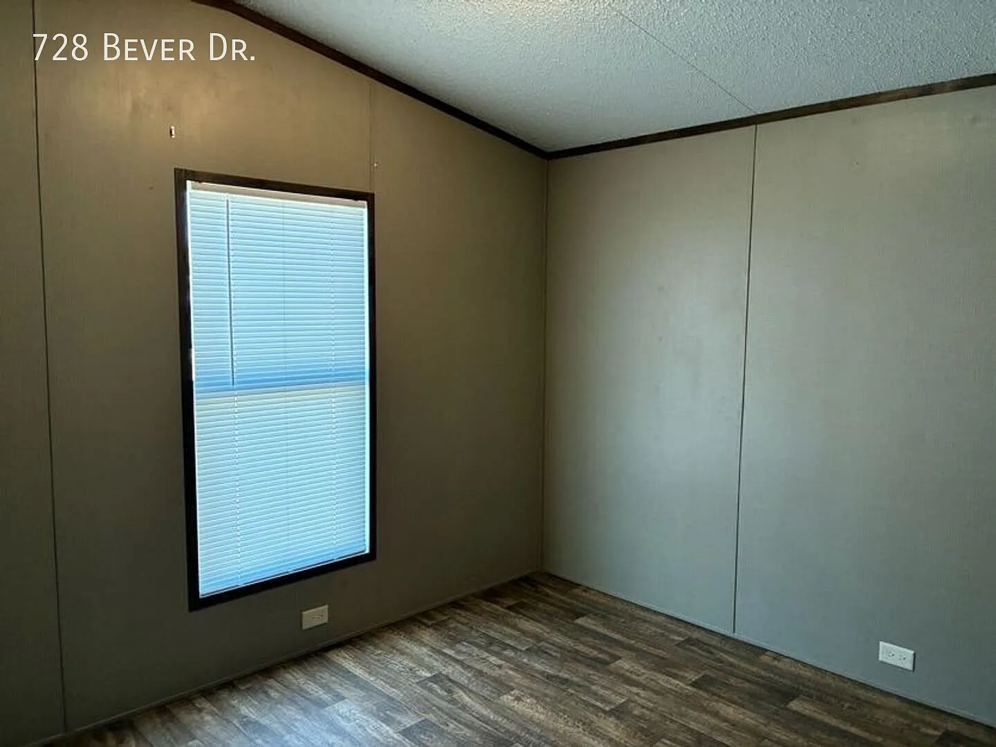$699 move in special! — Photo 4