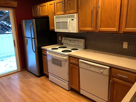 3rd image of 358 Wilderness Dr