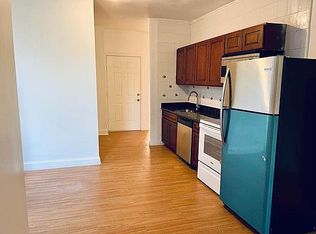 210 Sunnyside Ave APT 2, Brooklyn, NY 11207