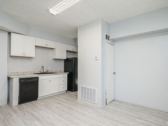 5th image of 432-434 S 2nd St