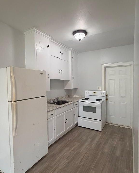 1st image of 101 W 8th St #A-78596
