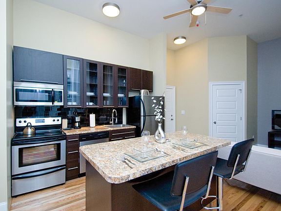 5th image of 315 W Chelten Ave