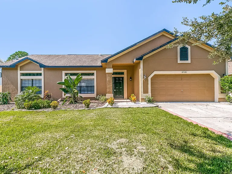 8728 Grandee Dr — Photo 1