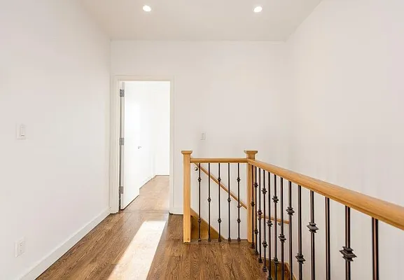 Rented by Nooklyn NYC LLC | media 16