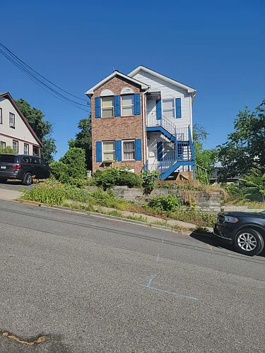 44 Jane St #2 Photo 1