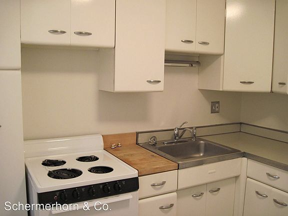 3rd image of 2518-24 Central St #17280483