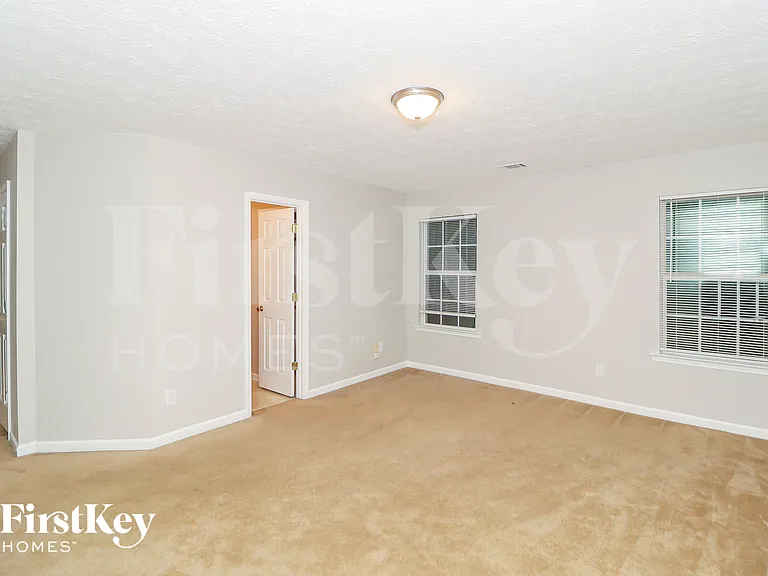 5491 Skylar Creek Ln — Photo 9