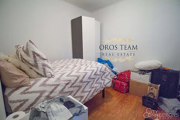 Rented by City Connections Realty | media 5