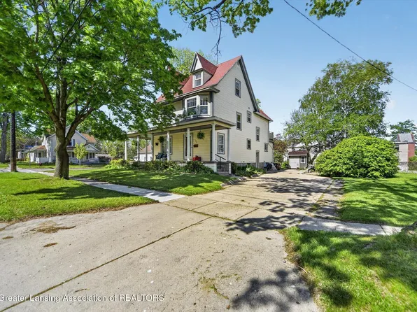 124 W Lincoln St, Grand Ledge, MI 48837