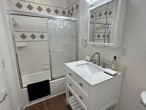 5th image of 13383 Bedford Mews Ct