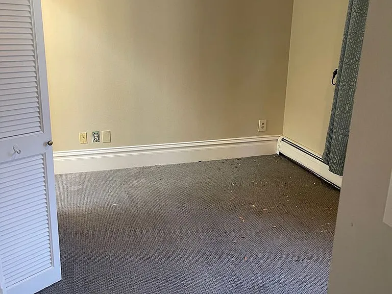 1042 Spruce St — Photo 15