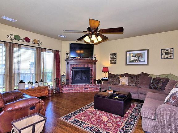5th image of 20569 E 32nd Pl S