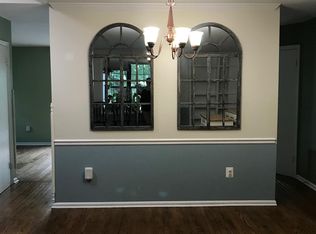 25 Aldridge Ct, Sterling, VA 20165