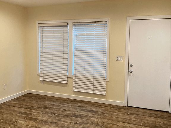 3rd image of 251-261 W 82nd St #3440287