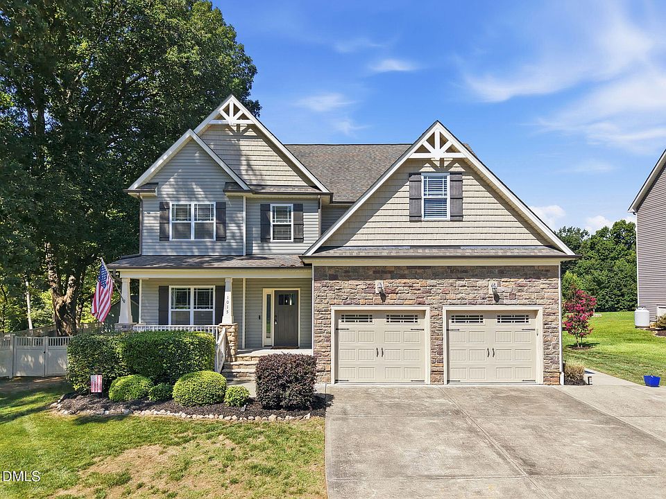 1st image of 1015 Bluebell Ln