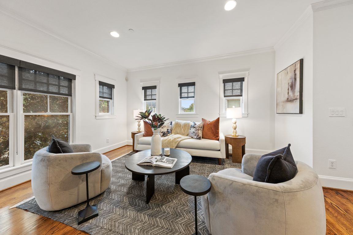 next background image