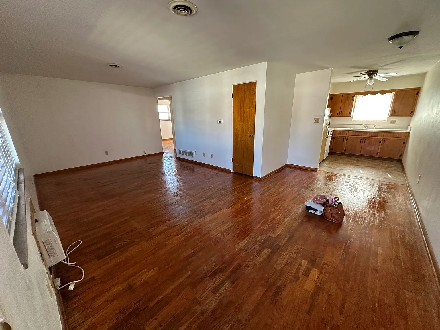 2 bed, $750 — Photo 1