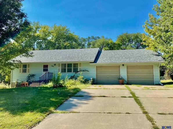 1005 N 11th St, Nebraska City, NE 68410