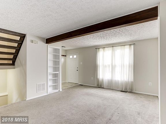 5th image of 10677 Glen Hannah Dr