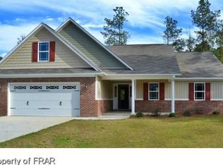 4705 Cedar Pass Dr, Hope Mills, NC 28348