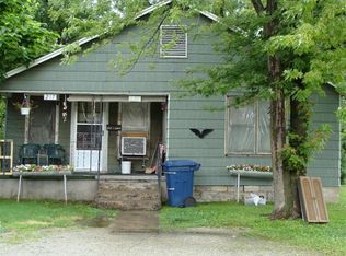 217 S River St, Commerce, OK 74339