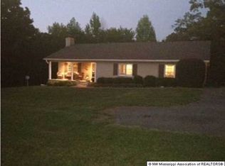 1245 Cypress Corner Rd, Senatobia, MS 38668