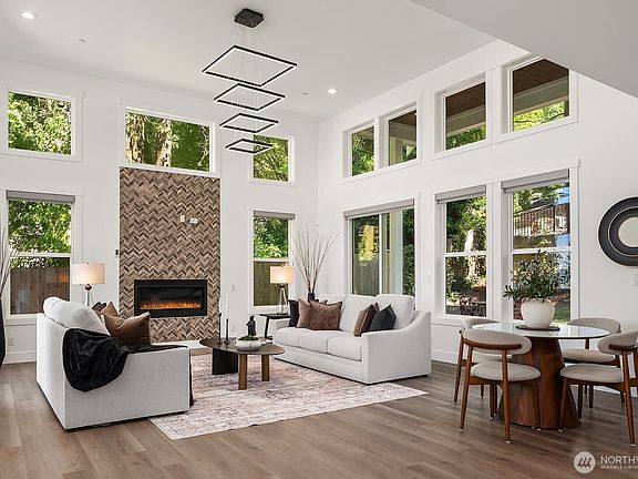 5th image of 28104 10th Avenue S