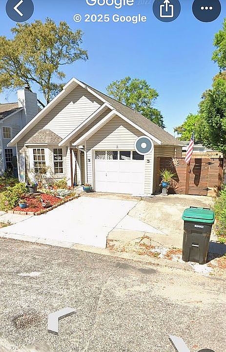 1st image of 8 Forest Breeze Ct