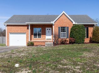 319 Princeton Dr, Lebanon, TN 37087