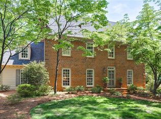 2017 Carpenter Dr, Reidsville, NC 27320