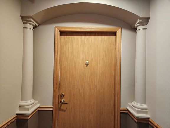 3rd image of 8510 Greenway Blvd Unit 315