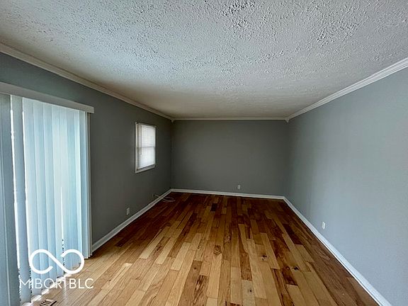 2nd image of 8738 Montery Ct