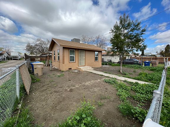 3rd image of 437 Oildale Dr