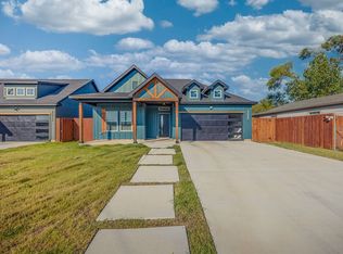 3008 Walker St, Fort Worth, TX 76105