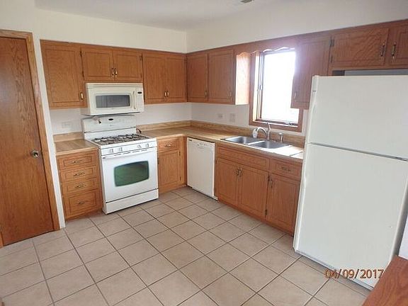 5th image of 7305 Evergreen Dr APT 3D