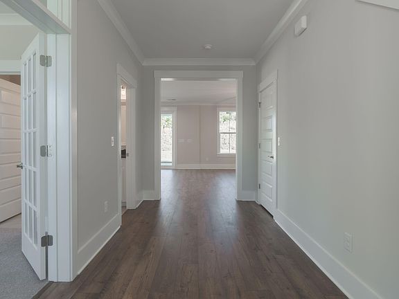 2nd image of 154 Marion Cove Dr