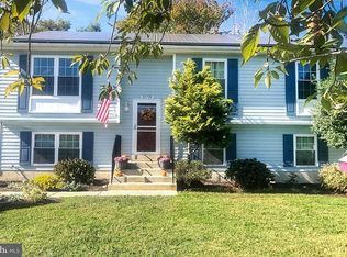 35739 Golf Course Dr, Mechanicsville, MD 20659