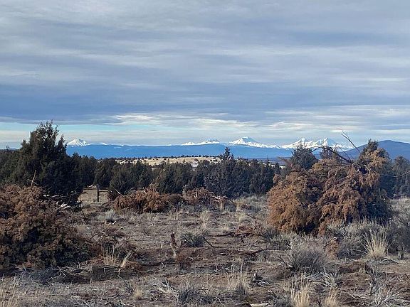 3rd image of Prineville Lake Acres #2