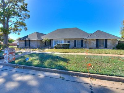 12141 Greenlawn Ave, Oklahoma City, OK, 73170