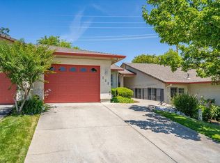 732 Stonebriar Trl, Redding, CA 96003