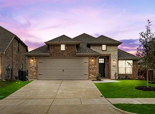 7705 Oakmeade St, Joshua, TX 76058