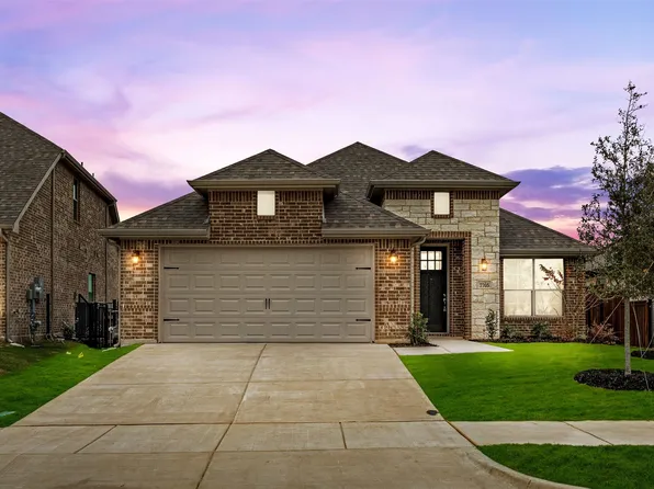 7705 Oakmeade St, Joshua, TX 76058