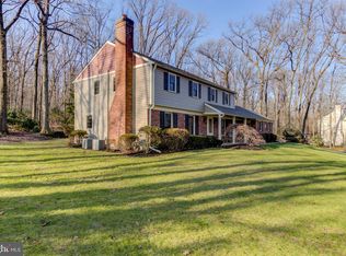 1736 S Forge Mountain Dr, Phoenixville, PA 19460